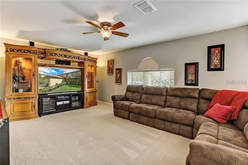 CORNER LAKE PH 03 A & B - Residential