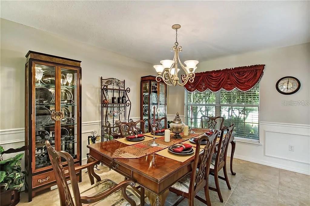 CORNER LAKE PH 03 A & B - Residential