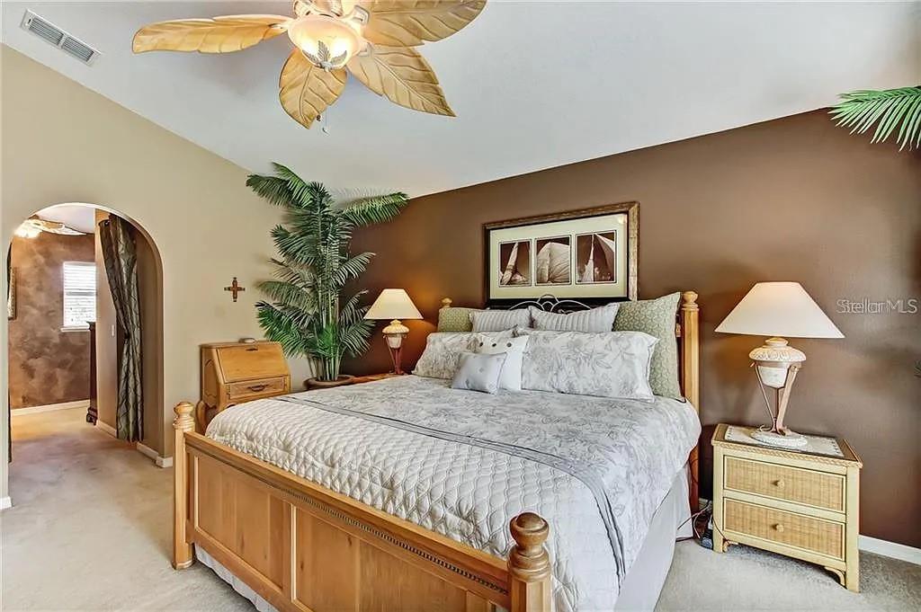 CORNER LAKE PH 03 A & B - Residential