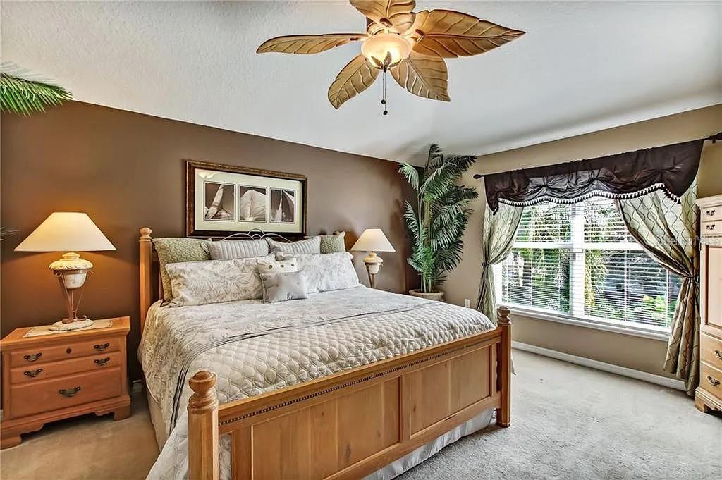 CORNER LAKE PH 03 A & B - Residential