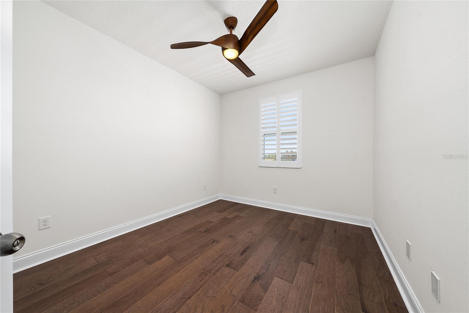 ENCORE/OVATION-PH 4B - Residential Lease