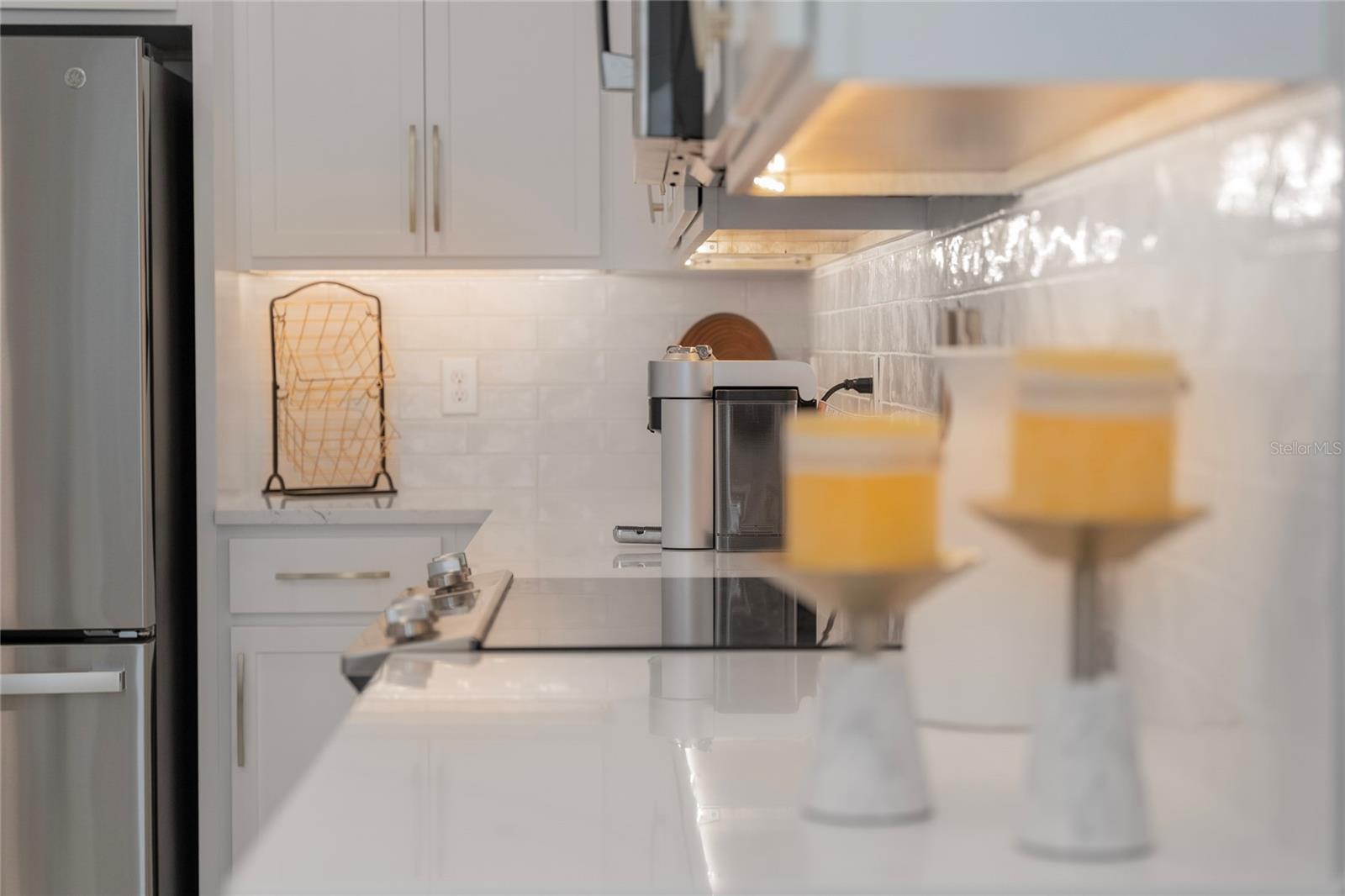 ENCORE/OVATION-PH 4B - Residential Lease