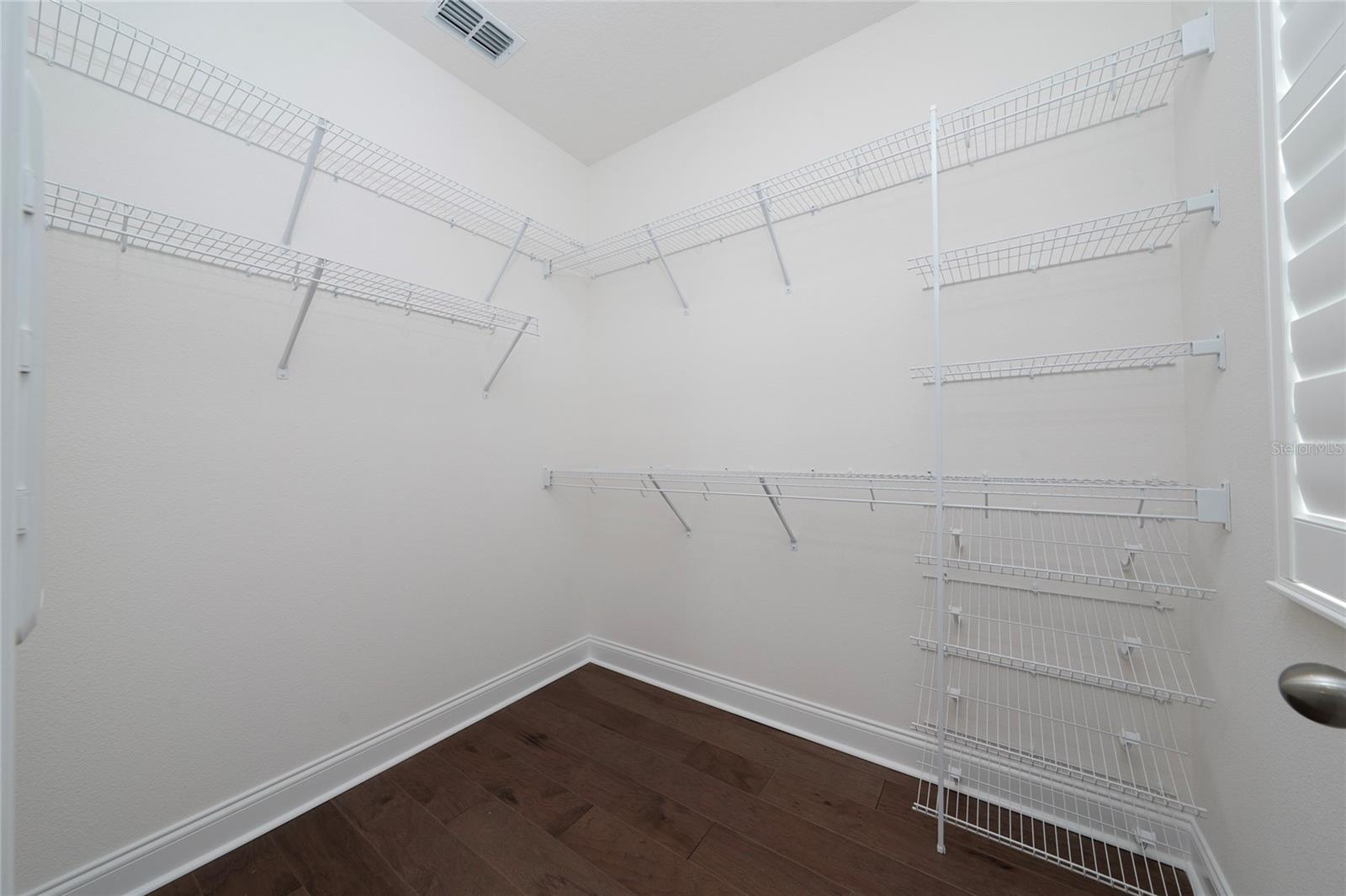 ENCORE/OVATION-PH 4B - Residential Lease