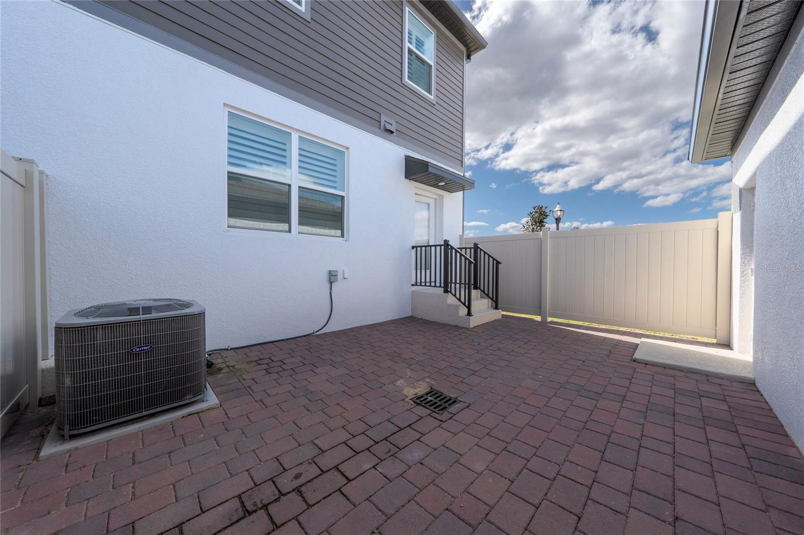 ENCORE/OVATION-PH 4B - Residential Lease