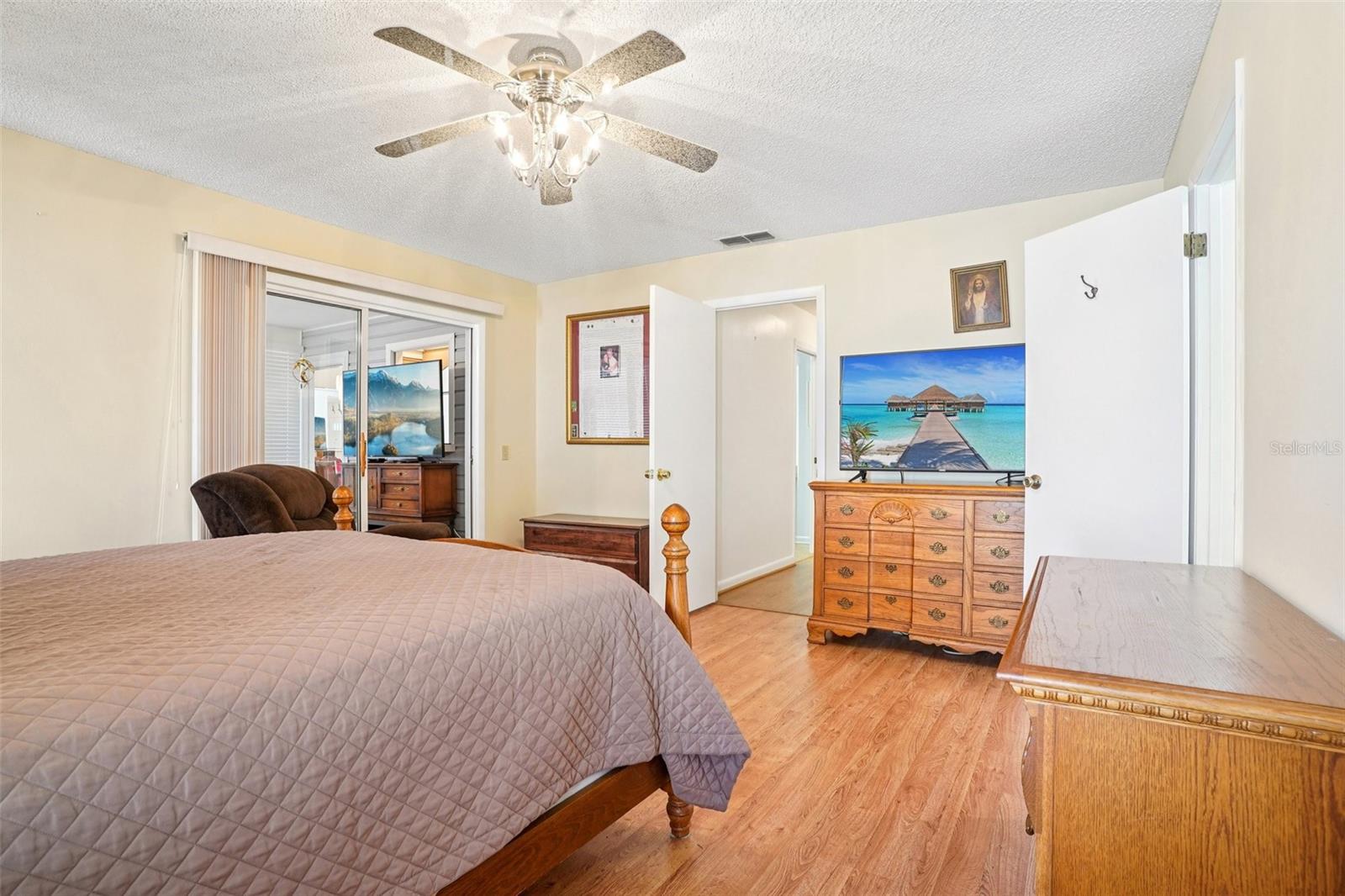 SCOTTISH HIGHLANDS CONDO - Residential