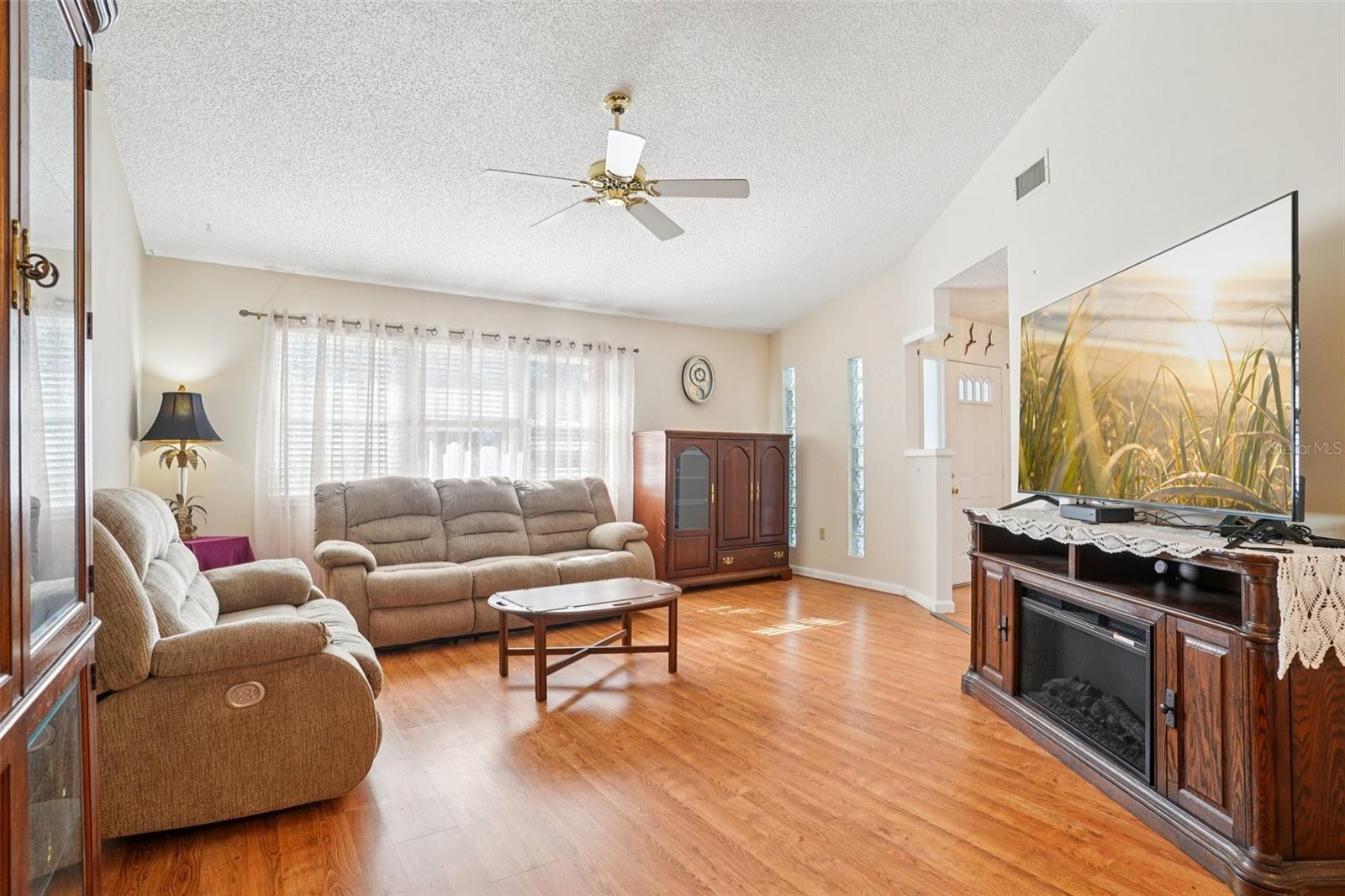 SCOTTISH HIGHLANDS CONDO - Residential