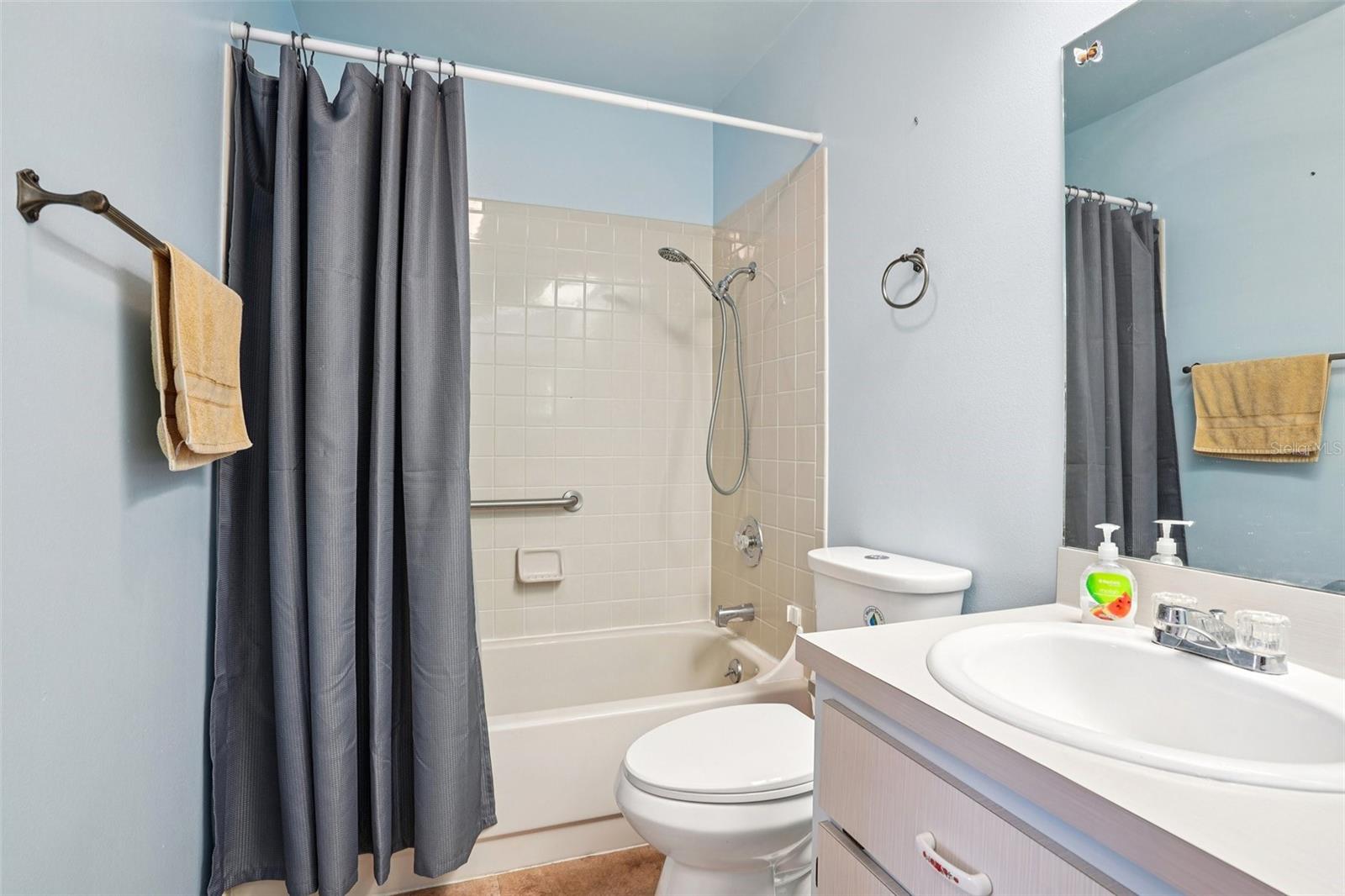 SCOTTISH HIGHLANDS CONDO - Residential