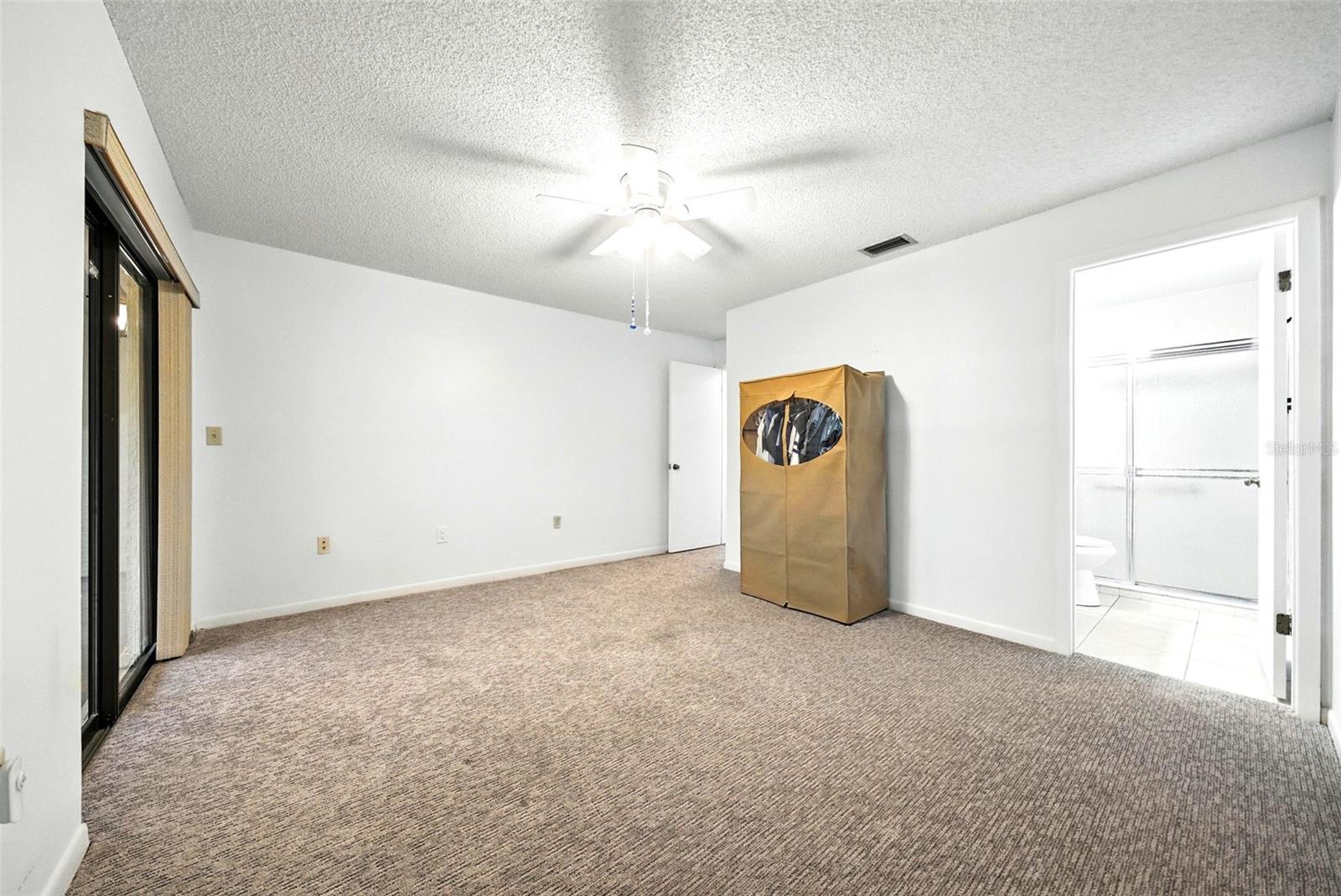 PINE RIDGE AT PALM HARBOR - Residential Lease