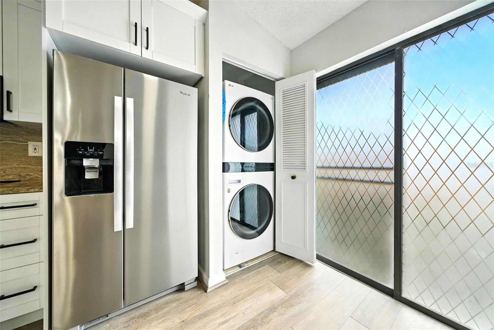 PINE RIDGE AT PALM HARBOR - Residential Lease