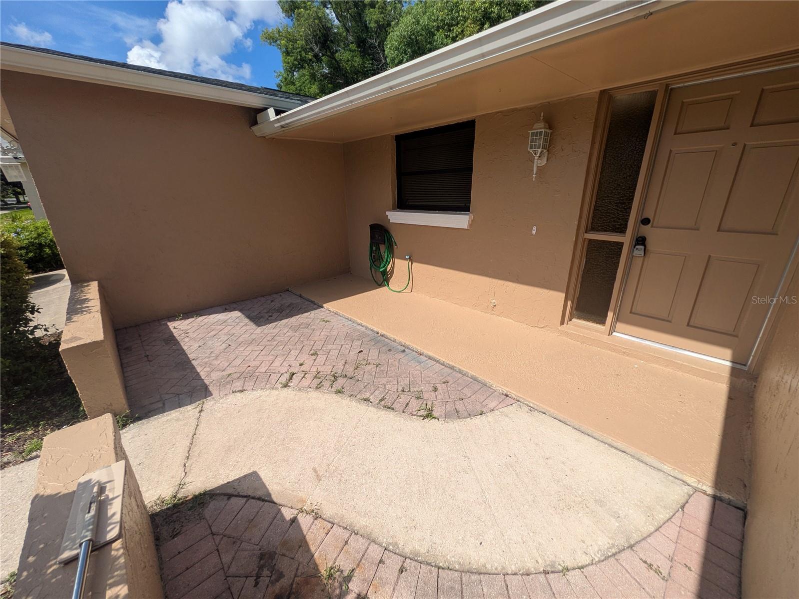 451 TULIP TRAIL
