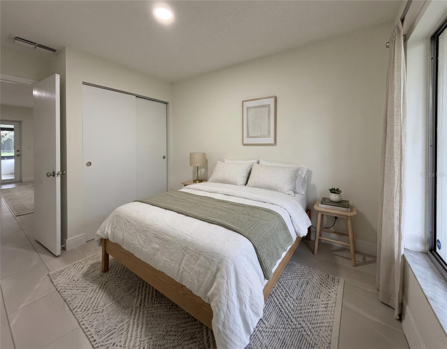 WINDMILL POINTE - Residential