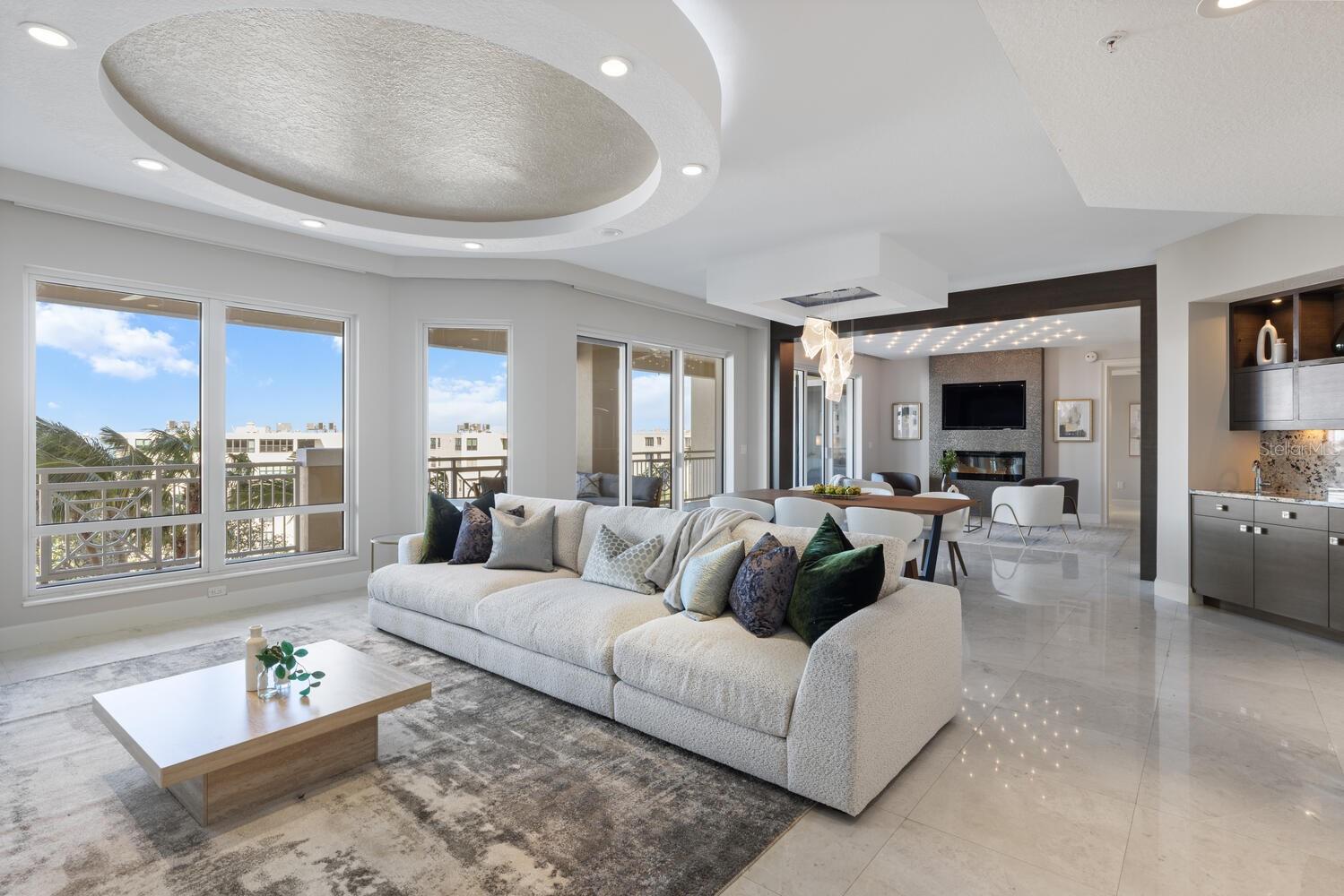 THE TOWER RESIDENCES - Residential