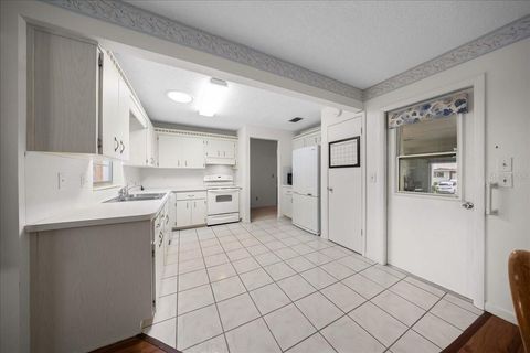 Tiny photo for 8889 SW 96th Street #F, Ocala, FL 34481 (MLS # OM725502)