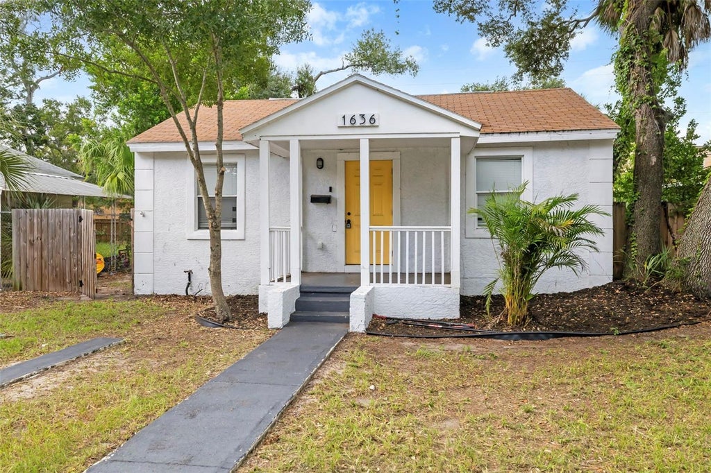 Photo of 1636 Prescott Street S, St Petersburg, FL 33712 (MLS # A4703185)