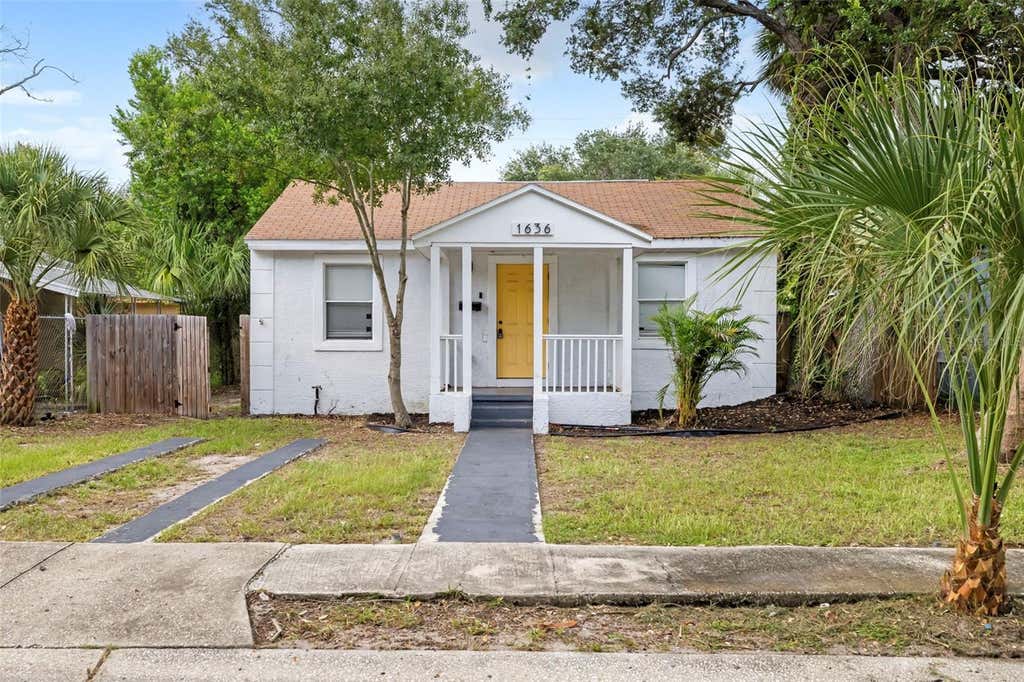 Photo of 1636 Prescott Street S, St Petersburg, FL 33712 (MLS # A4703185)