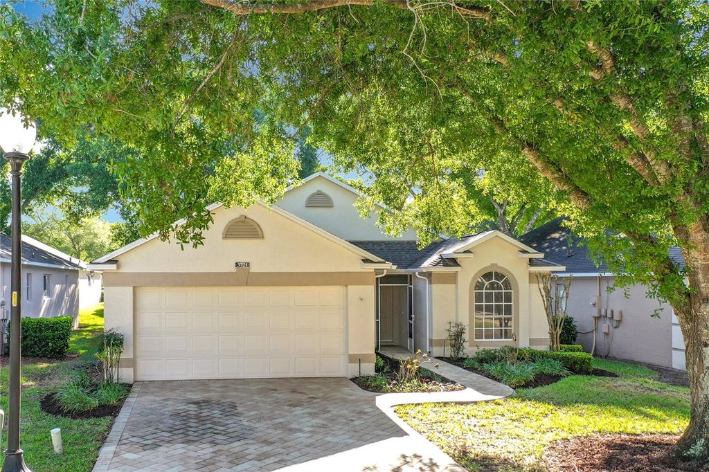 Photo of 3721 Doune Way, Clermont, FL 34711 (MLS # O6392670)
