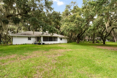 Tiny photo for 7938 Jacksons River Road, Leesburg, FL 34788 (MLS # G5114717)