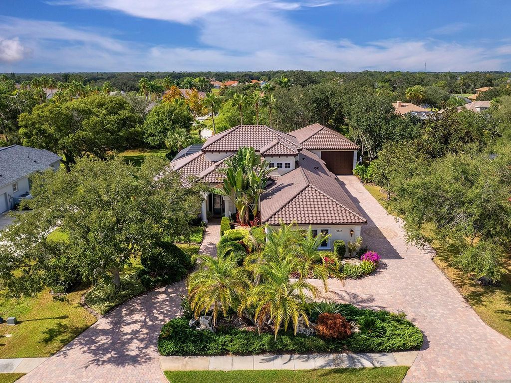 Photo of 10528 Cheval Place, Lakewood Ranch, FL 34202 (MLS # A4670723)