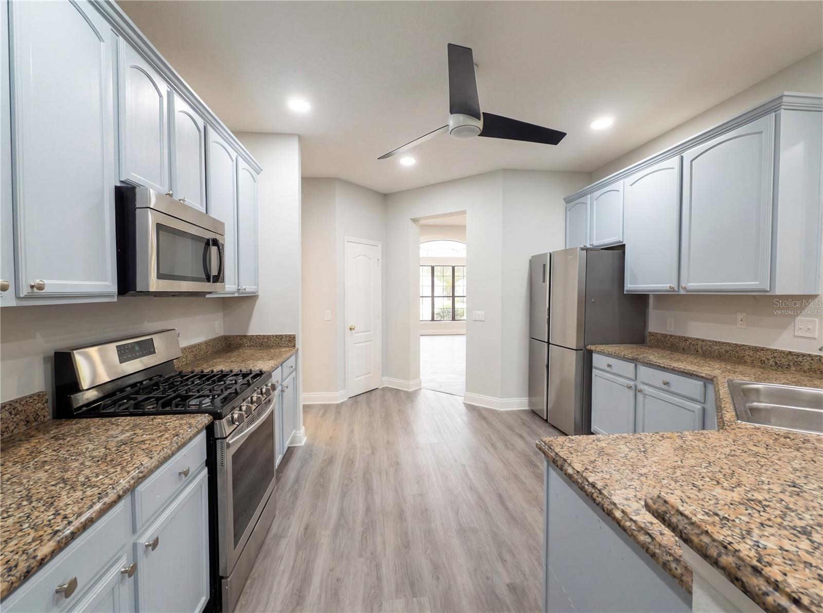 CRYSTAL COVE PH 02 - Residential