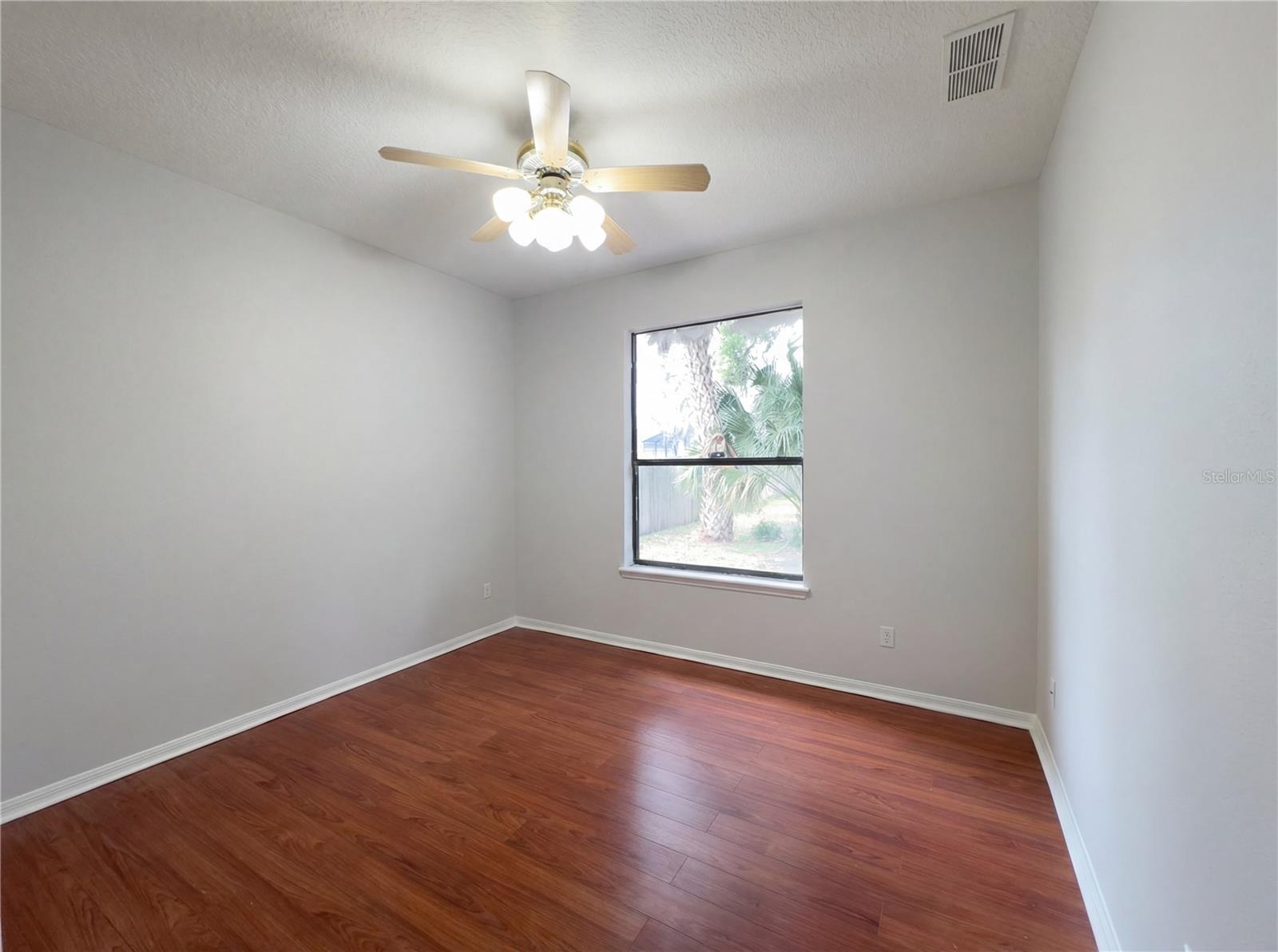 CRYSTAL COVE PH 02 - Residential