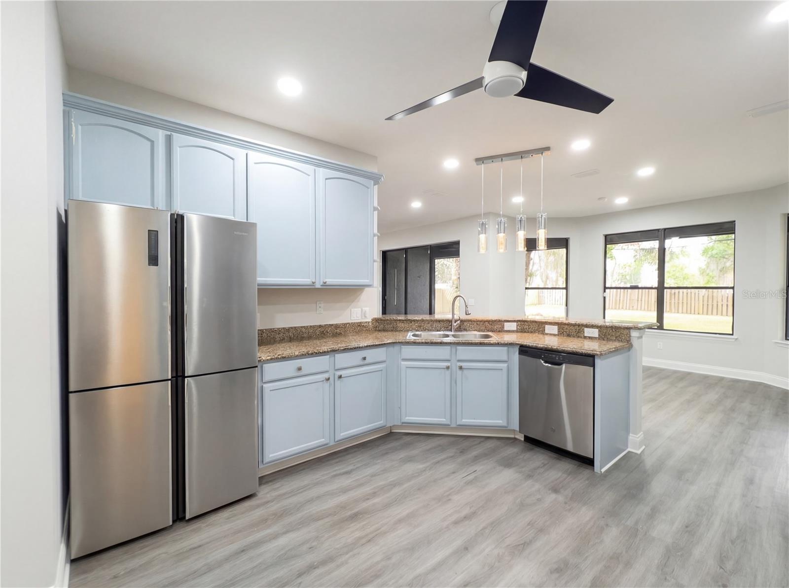 CRYSTAL COVE PH 02 - Residential