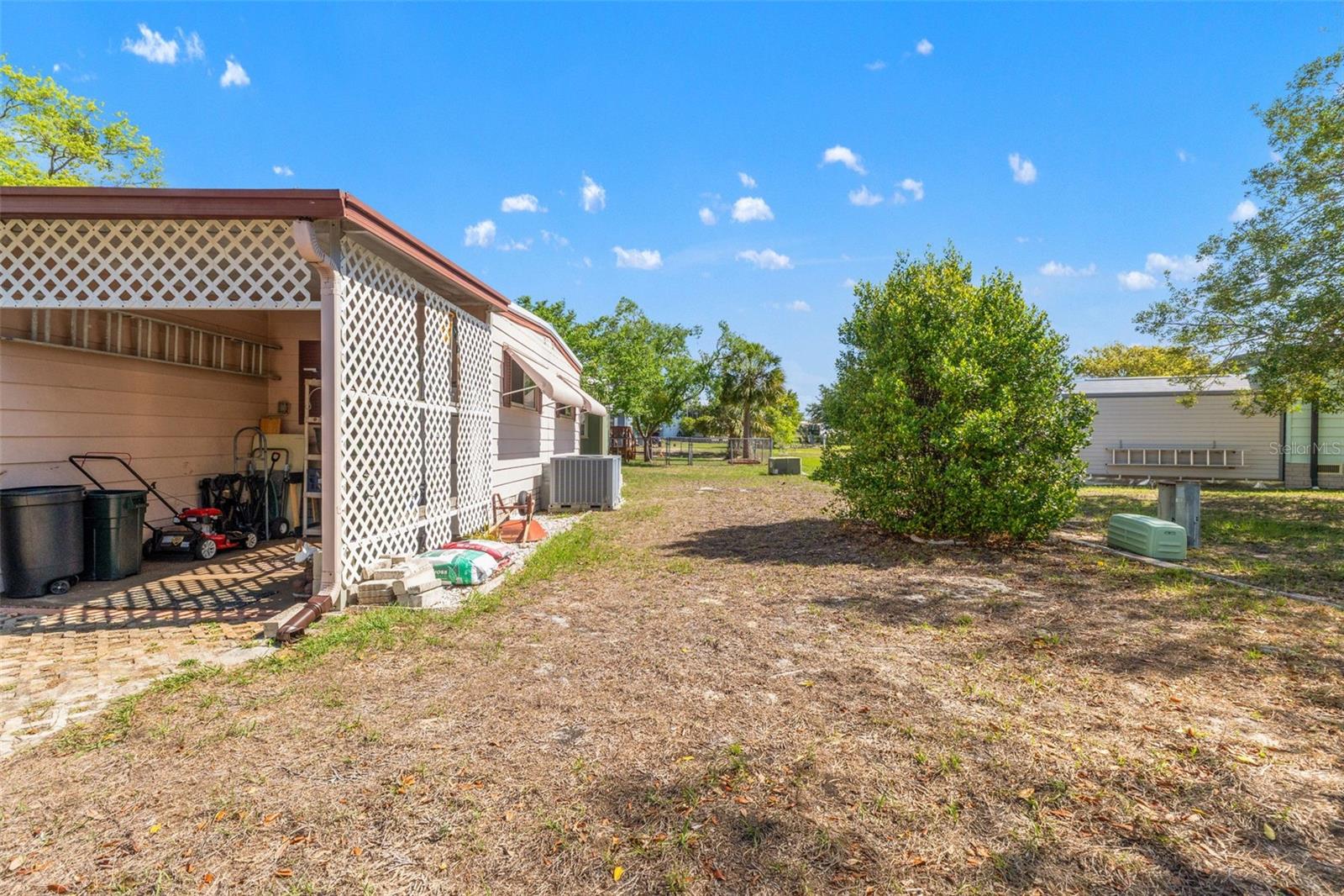 BROOKRIDGE COMM - Residential