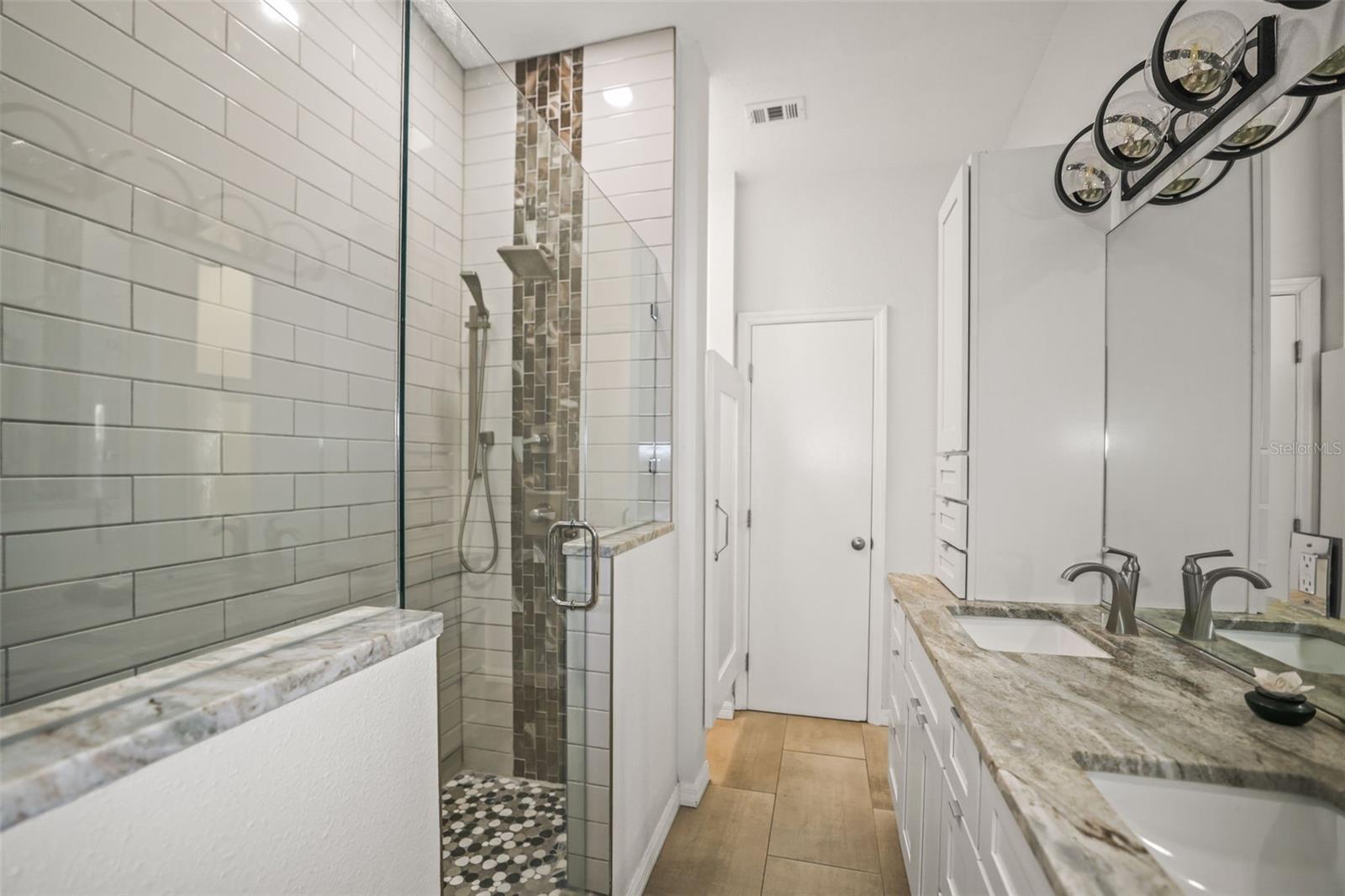 CURLEW LANDINGS UNIT 2 - Residential