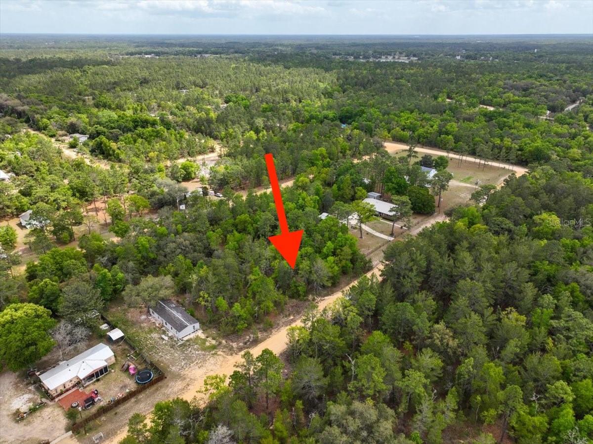 INTERLACHEN LAKES ESTATES - Land