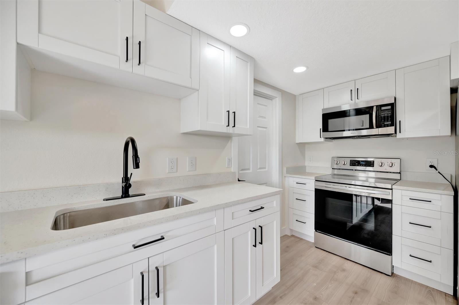 BAHIA VISTA - Residential