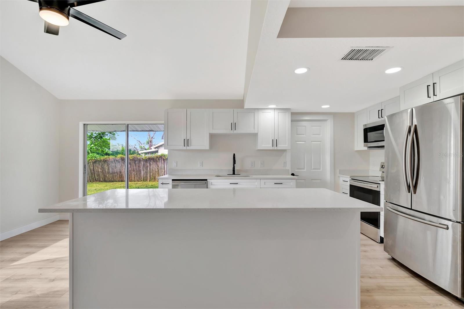 BAHIA VISTA - Residential