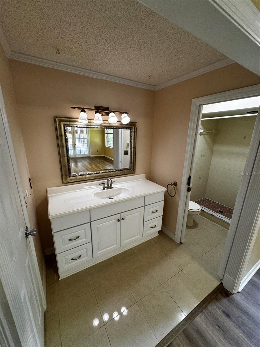 MOUNT DORA SUNSET HEIGHTS - Residential Lease