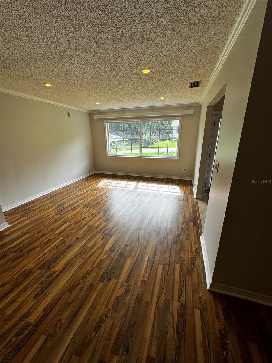 MOUNT DORA SUNSET HEIGHTS - Residential Lease