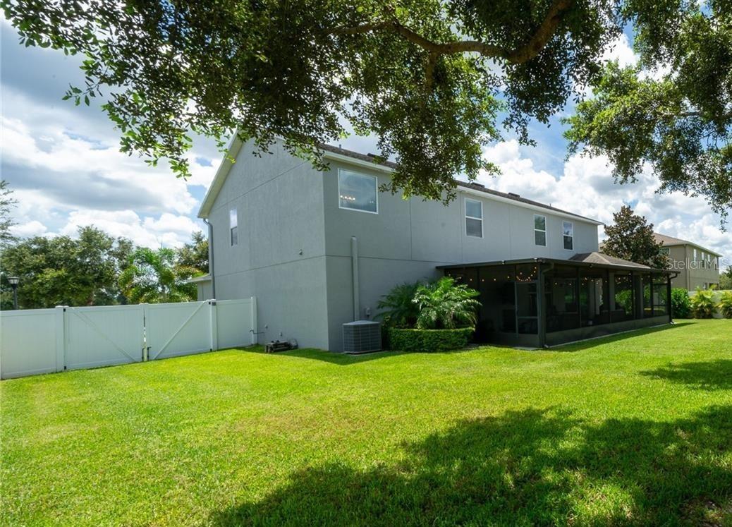 1807 RAVEN MANOR DRIVE