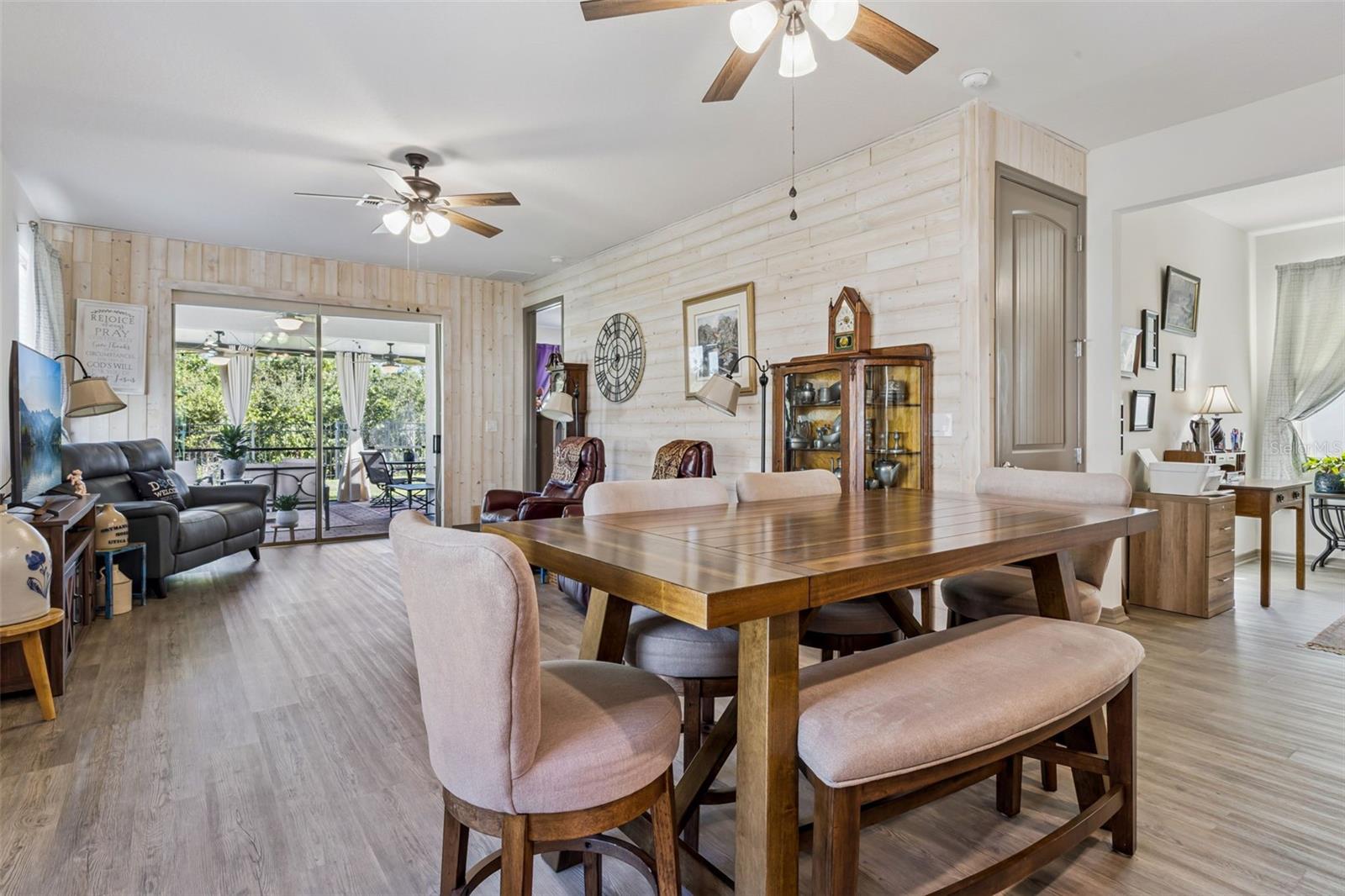 PALMS AT SERENOA - Residential