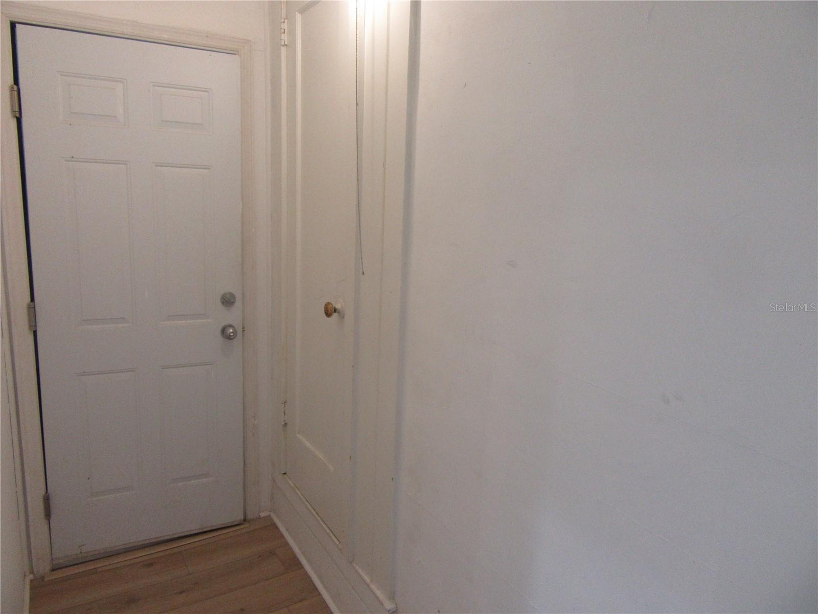 THORNTONS ADD - Residential Lease