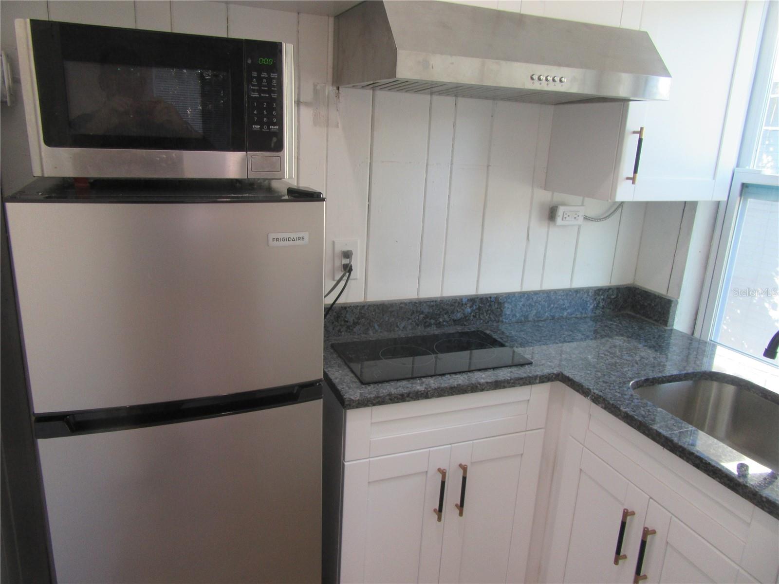 THORNTONS ADD - Residential Lease