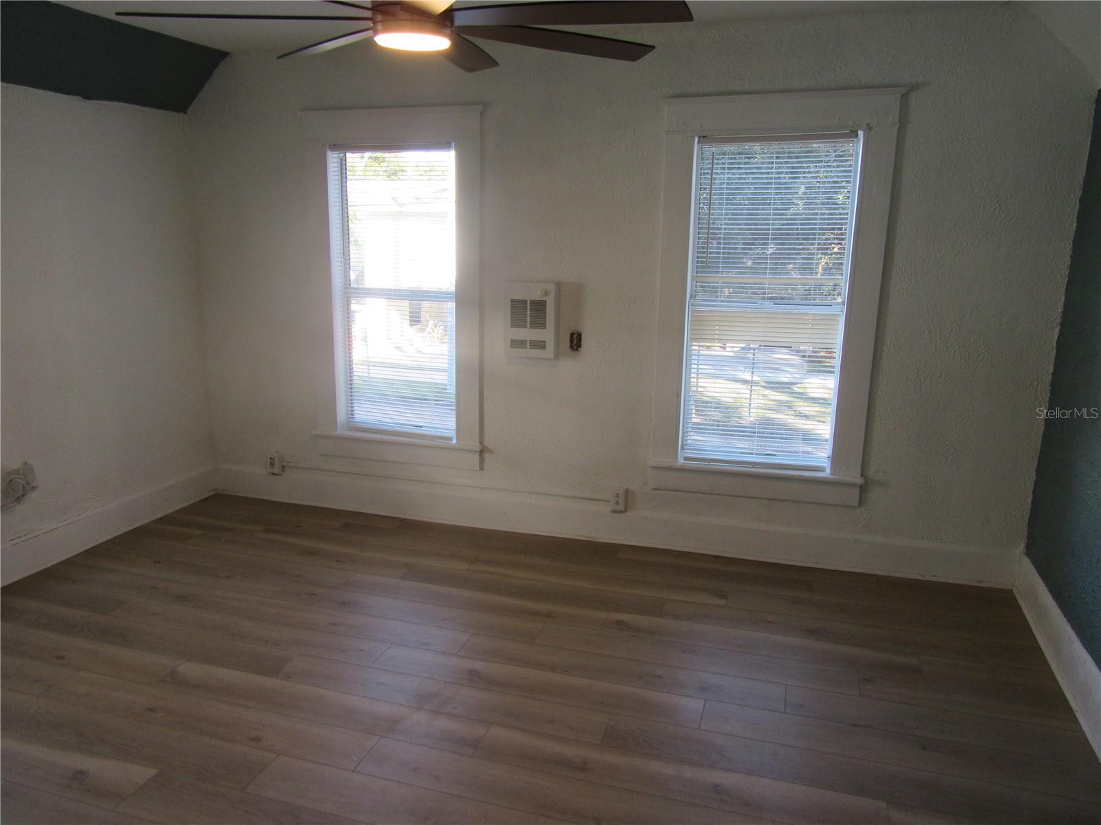 THORNTONS ADD - Residential Lease