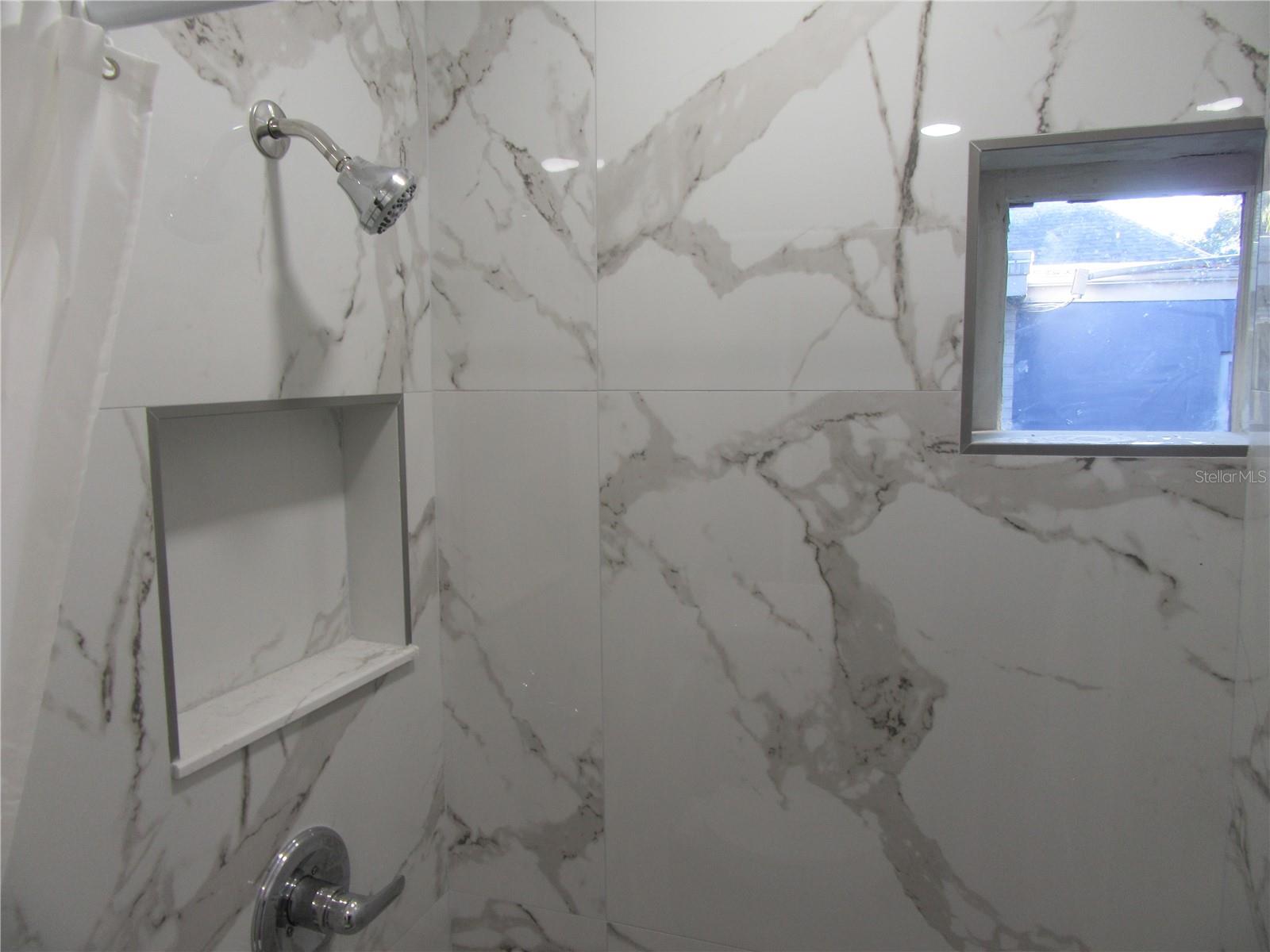 THORNTONS ADD - Residential Lease