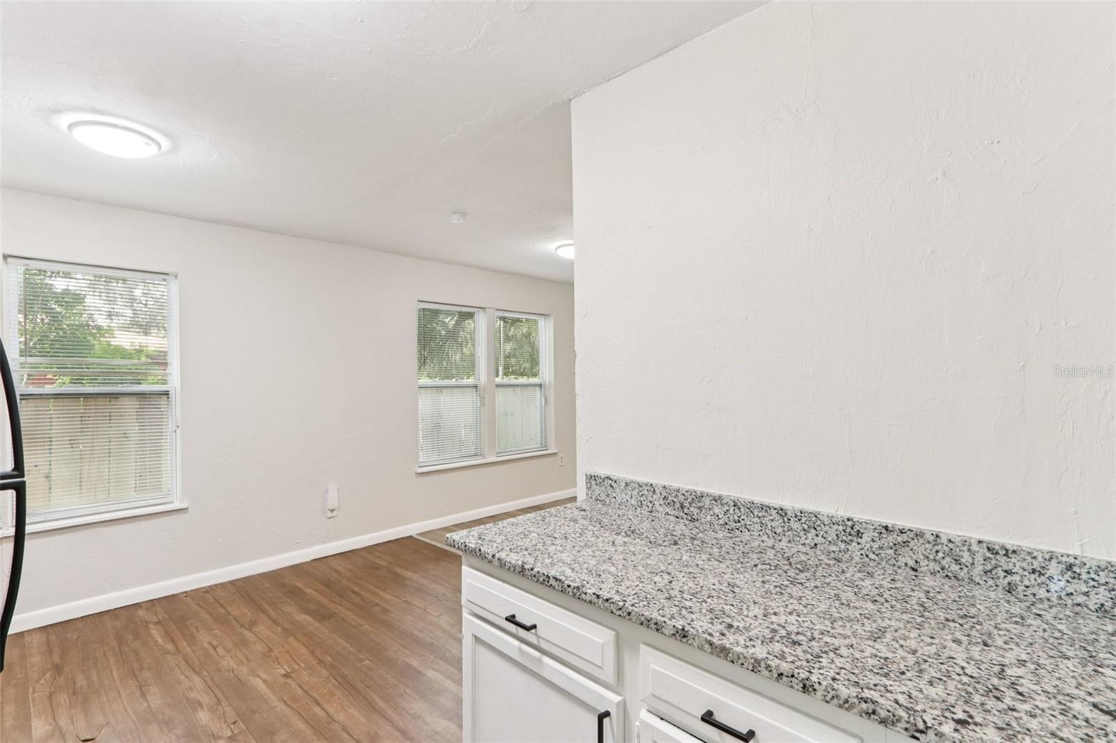 SEOLA WILLIAMSONS ADD - Residential