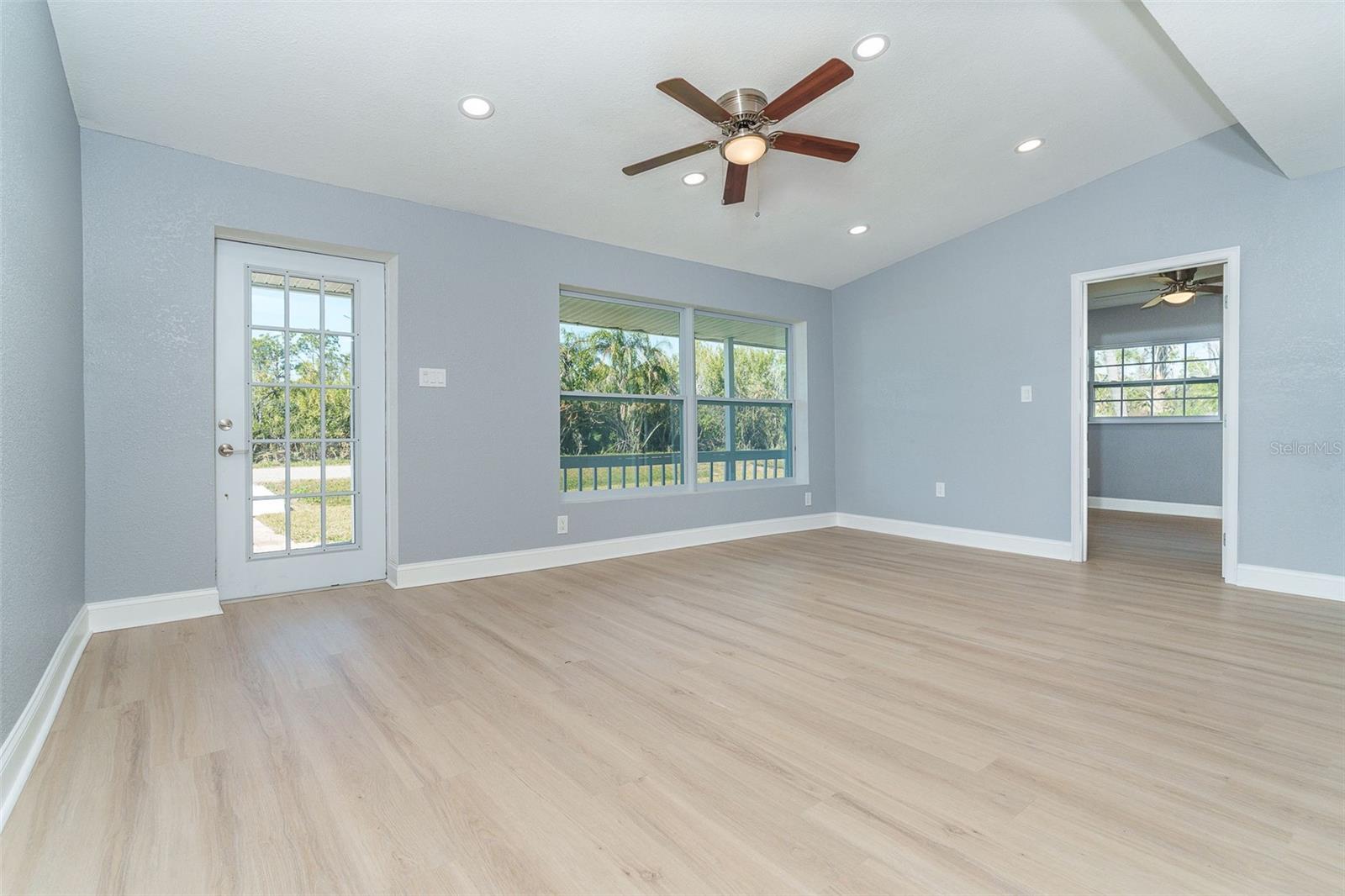 PINE COVE - Residential