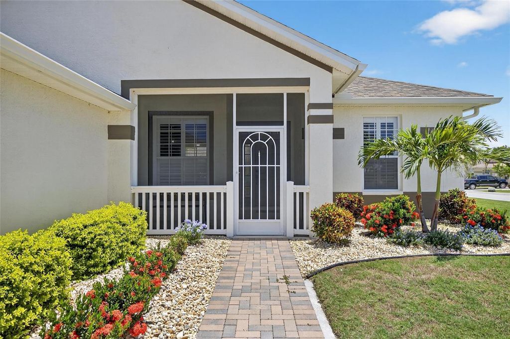 Photo of 1103 Villeroy Drive, Sun City Center, FL 33573 (MLS # TB8409254)