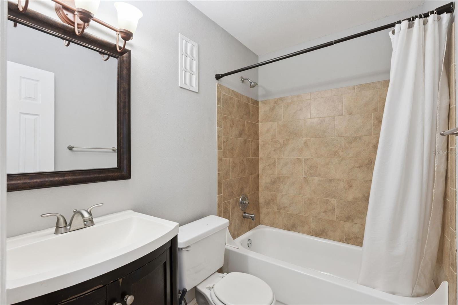 FERNBROOK TRAILS - Residential