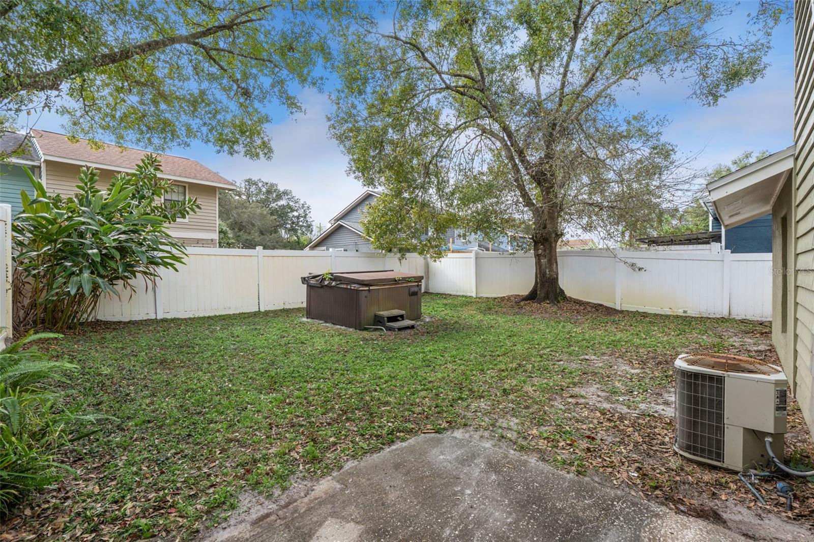 FERNBROOK TRAILS - Residential