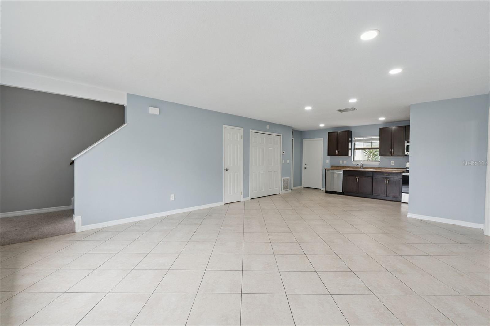 FERNBROOK TRAILS - Residential