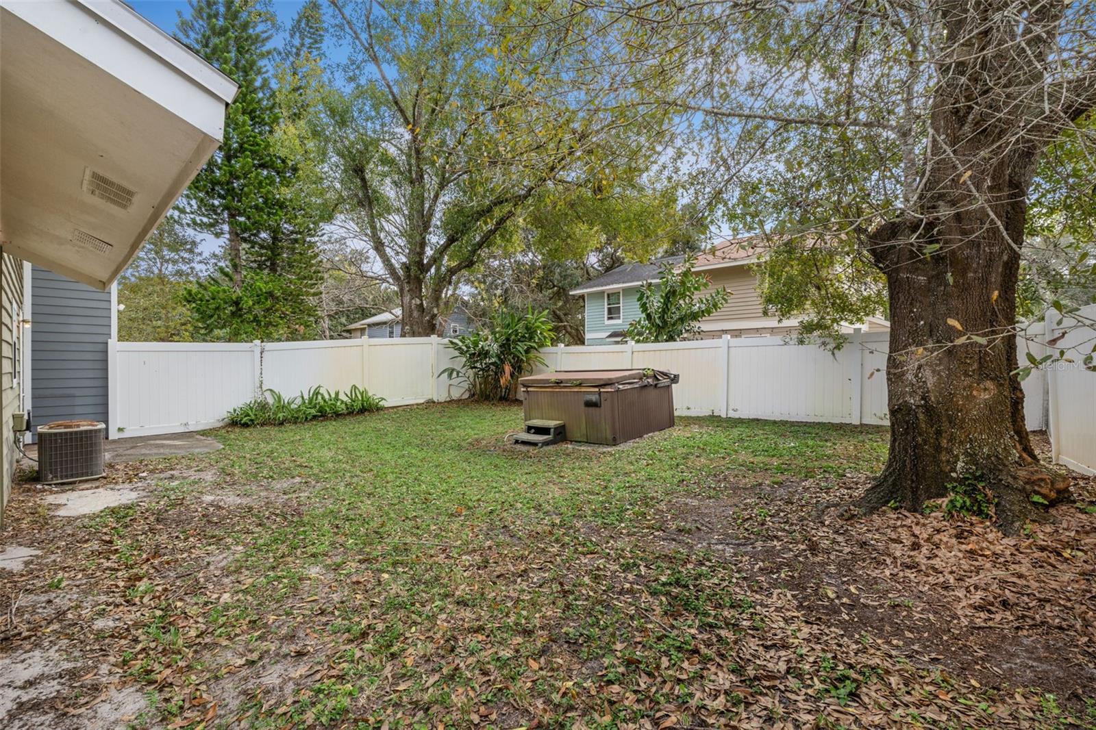 FERNBROOK TRAILS - Residential