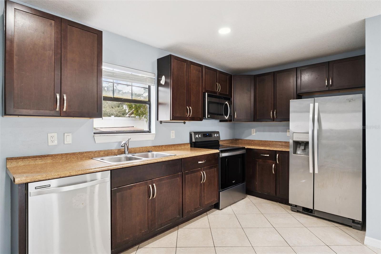 FERNBROOK TRAILS - Residential