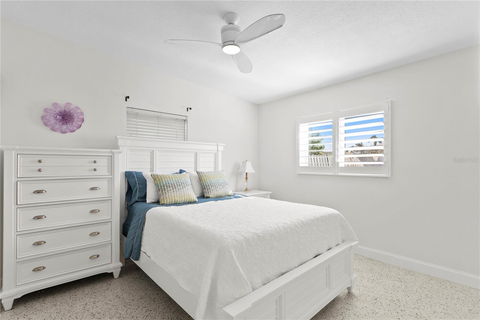 PASADENA ISLE - Residential