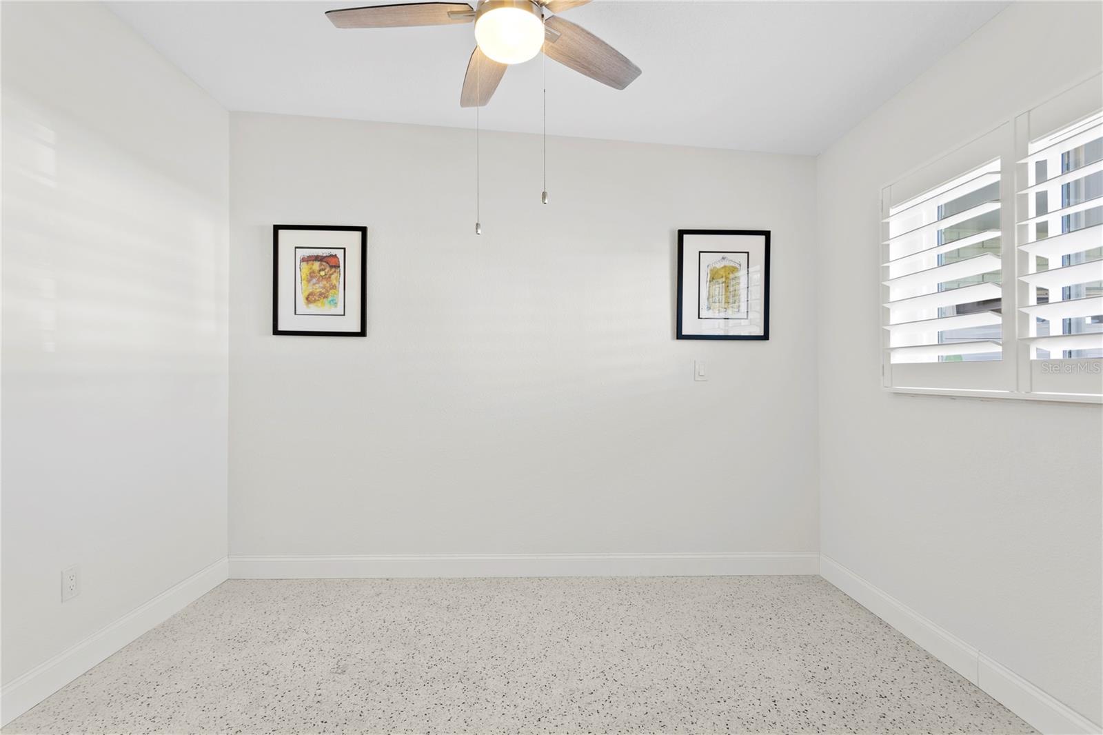 PASADENA ISLE - Residential