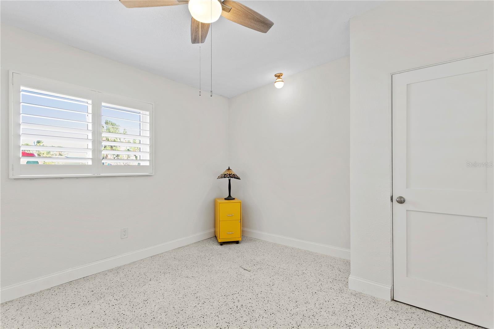 PASADENA ISLE - Residential