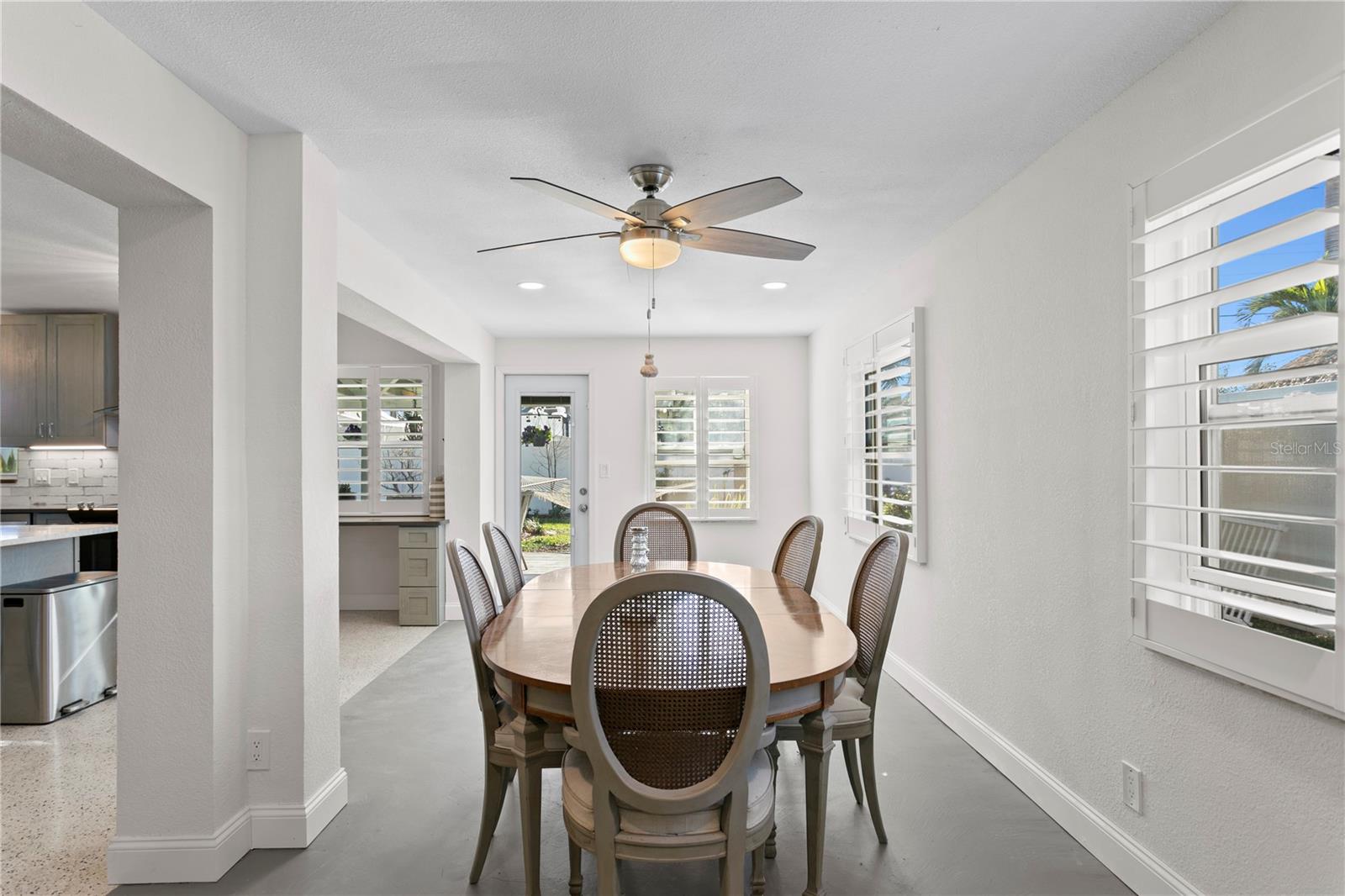 PASADENA ISLE - Residential